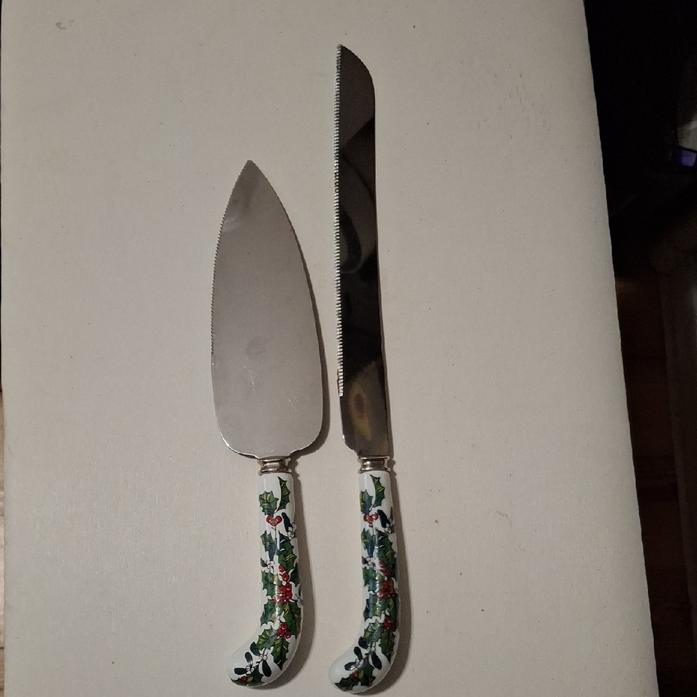 Holiday Cake Knife and Server Set with Green Holly Handles. Sheffield England